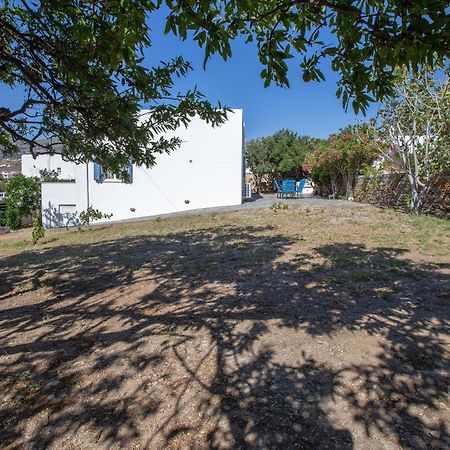 Ruby'S Summer House With Spacious Garden And Free Parking Gavrio Exterior foto